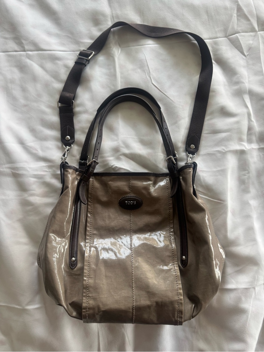 TOD'S Taupe Patent Leather Shoulder Tote with Dark Brown Handles